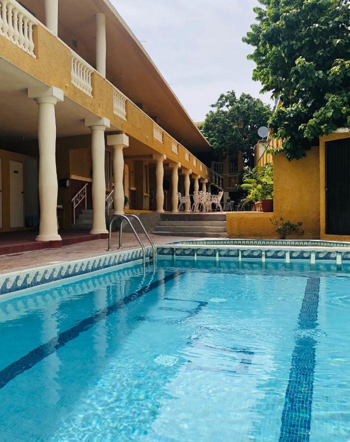Hotel Suites Ejecutivas Сиудад Мадеро Екстериор снимка